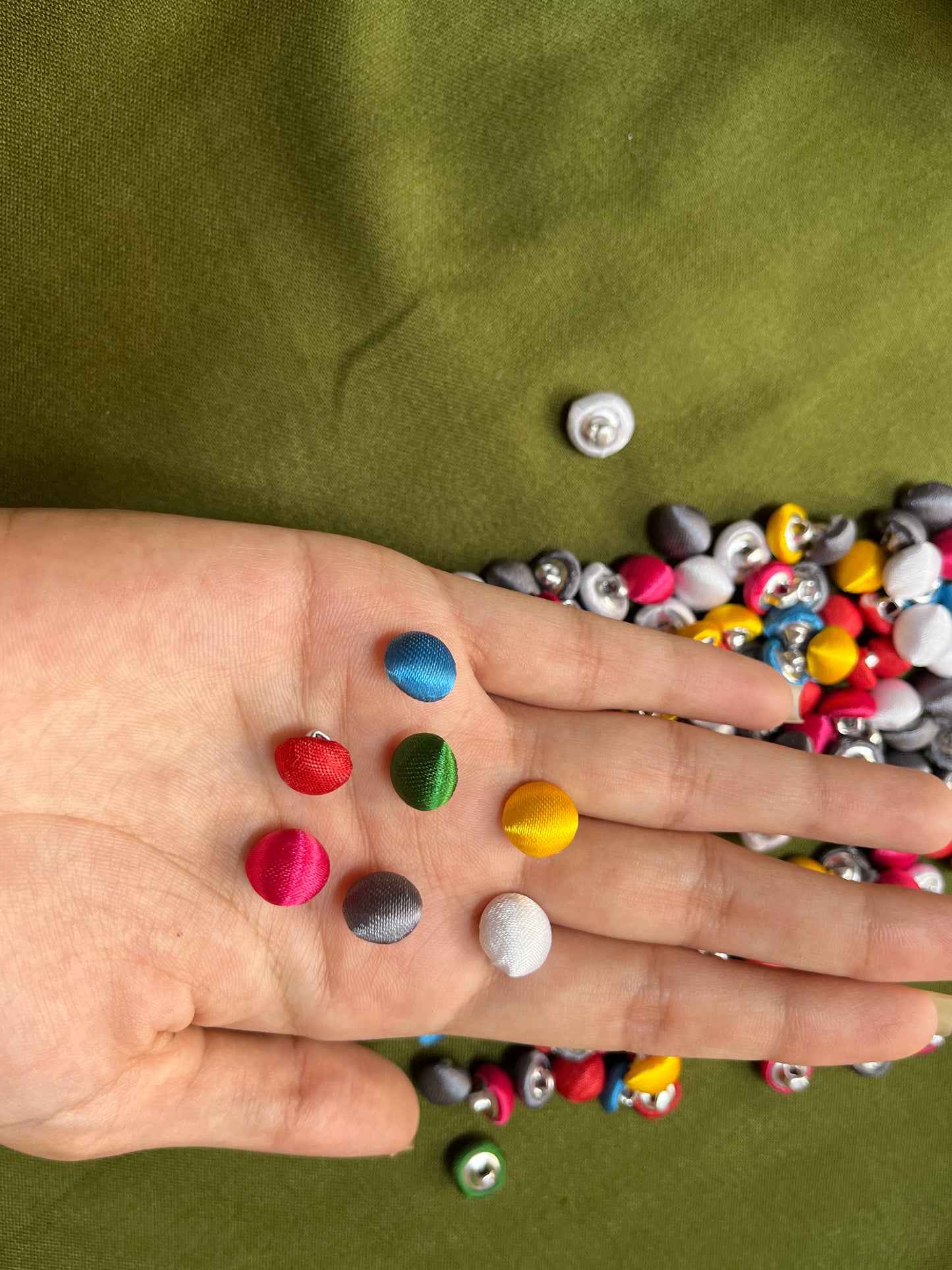 Shamooz Round Fabric Buttons