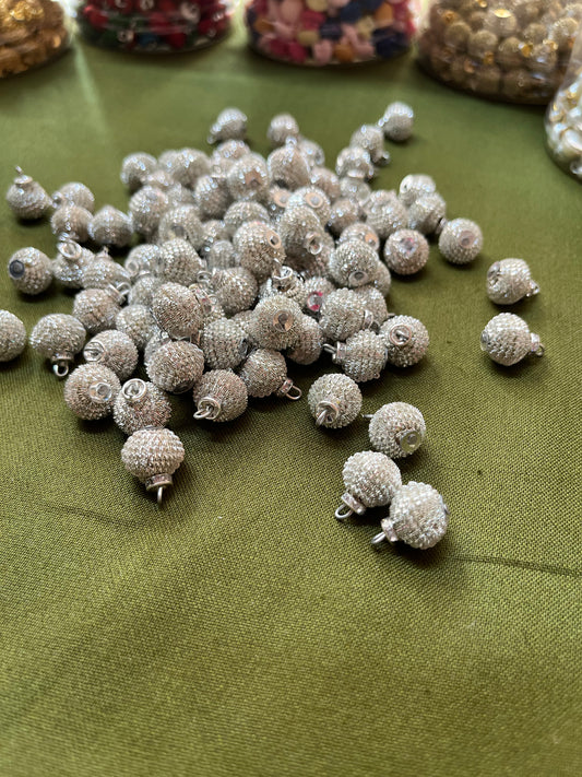 Silver Qora Tassels with Silver Ring